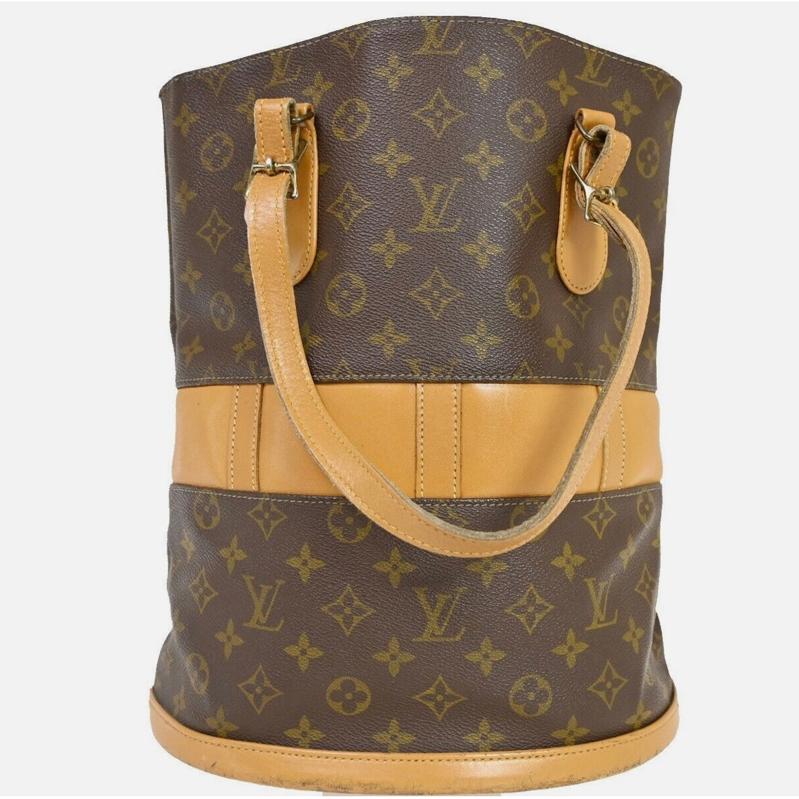LOUIS VUITTON Bucket Shoulder Bag