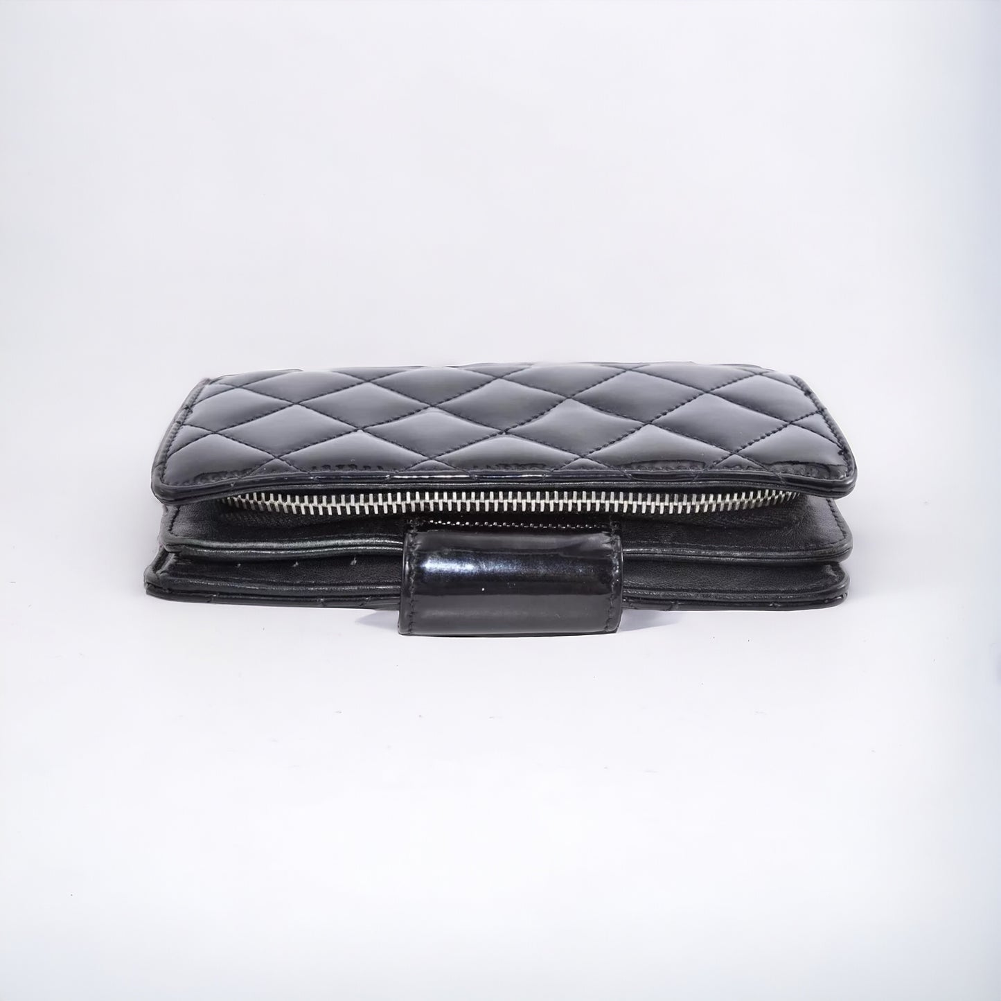 COCO CHANEL  Matelasse Shiny Mark Bi-Fold Wallet