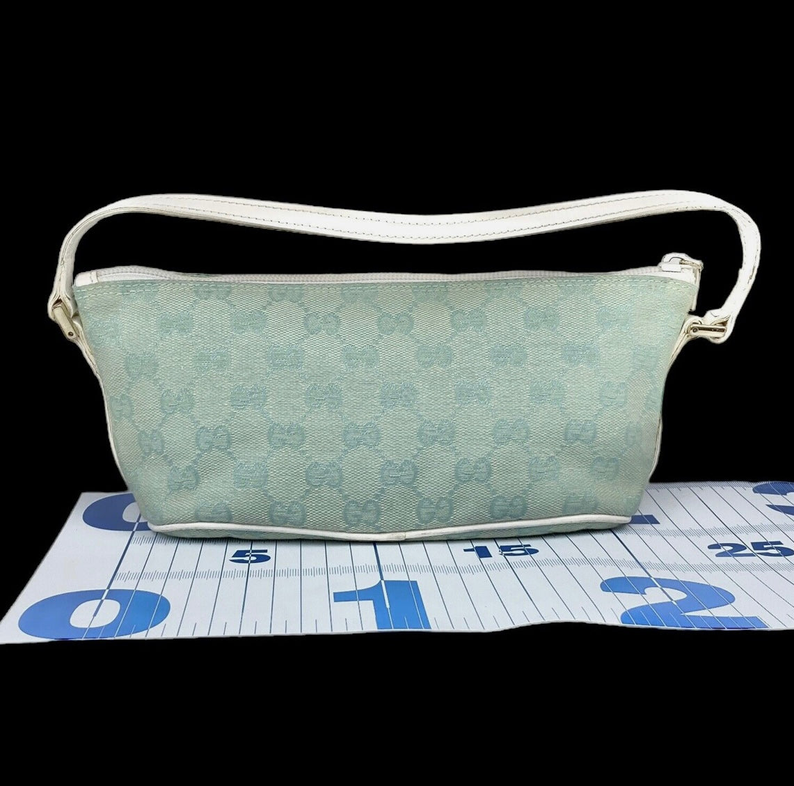 GUCCI Boat Bag Pochette